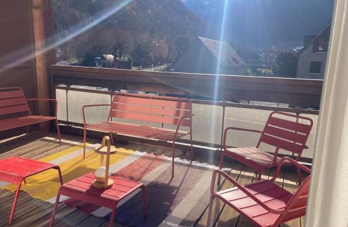 Saint-Mamet Apartment | Appartement de Prestige Neuf, Vue Montagne et 2 Balcons St Mamet, Luchon