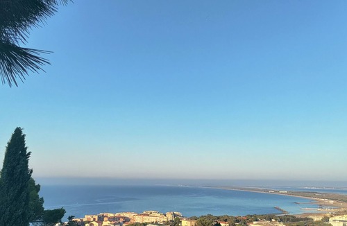 Sete Apartment | Appartement D'hôtes Avec vue mer sur Mont Saint Clair