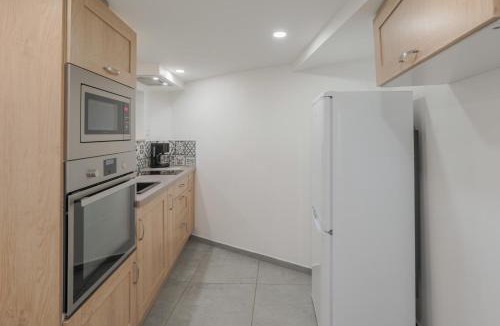 Montrond-les-Bains Apartment | Appartement dans maison atypique