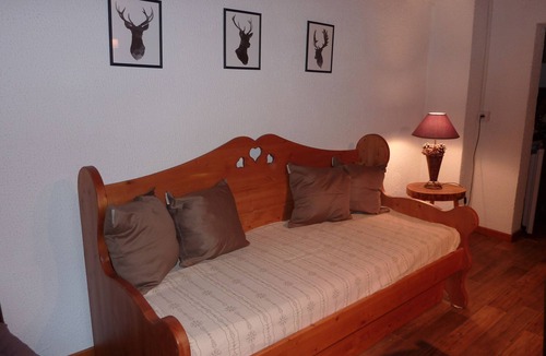 Aillon-le-Jerune Apartment | Appartement Dans Chalet