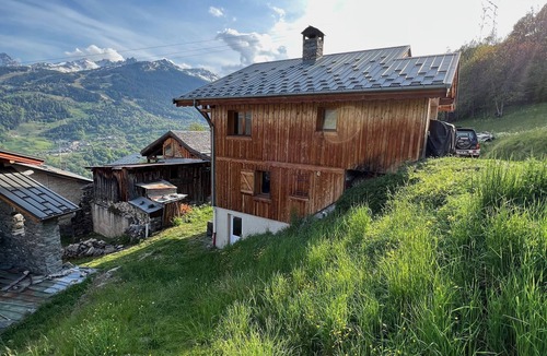 Bozel Apartment | Appartement Dans Chalet Savoyard