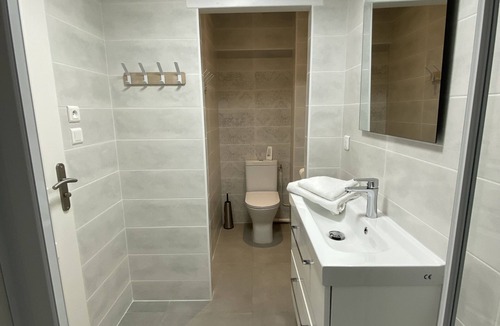 Jard-sur-Mer Apartment | Appartement Dans Résidence de Charme, au Calme et à Proximité des Plages