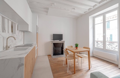 Montparnasse Apartment | Appartement de Charme Dans Passage Privé