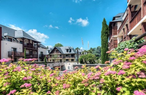 Lourdes Apartment | Appartement de L'isard Bleu, Dans Résidence de Tourisme 3 Étoiles