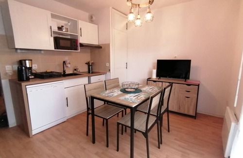 Lourdes Apartment | Appartement de la Marmotte Cendrée, Dans Résidence de Tourisme 3 Étoiles