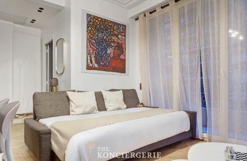 Porte-Dauphine Apartment | Appartement de prestige avec balcon - Paris 16e