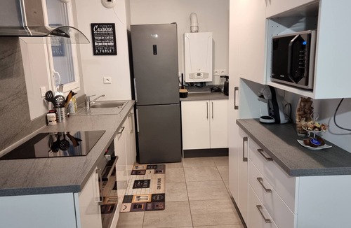 Chassieu Apartment | Appartement de Standing au Centre de Chassieu