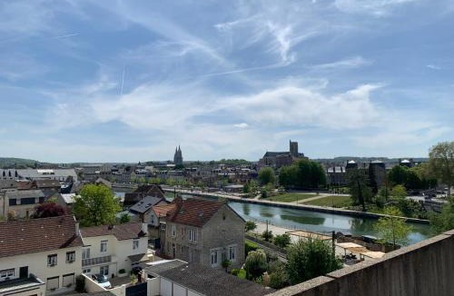 Soissons Apartment | Appartement deux pièces avec vue imprenable sur Soissons
