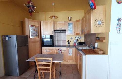 Liberation Apartment | Appartement Deux Pièces Quartier Libération