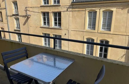 Sedan Apartment | Appartement Diamant à deux minutes du château fort - L' Artdu'Net -