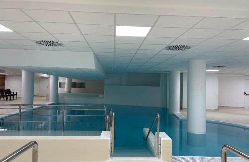 Eaux-Bonnes Apartment | Appartement duplex avec accès piscine, animaux acceptés, 8 pers. à Gourette - FR-1-860-10