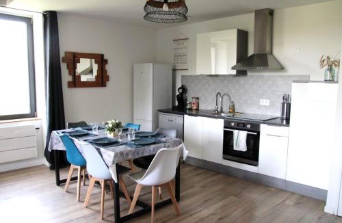 Beaupreau Apartment | Appartement duplex dans une ancienne usine