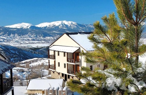 Font-Romeu-Odeillo-Via Condo | Appartement duplex à 500m du centre, accès piscine