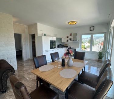 Zrnovo Apartment | Appartement Ellara Penthouse