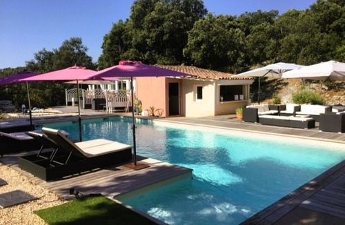 Puechabon Apartment | Appartement en Chambres D'hôtes, Piscine, Jacuzzi, Proche St Guilhem le Désert