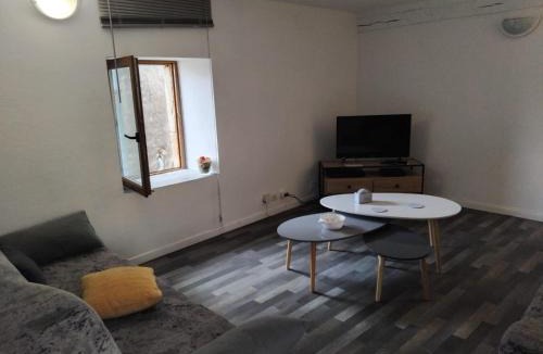 Mirecourt Apartment | Appartement en duplex 1