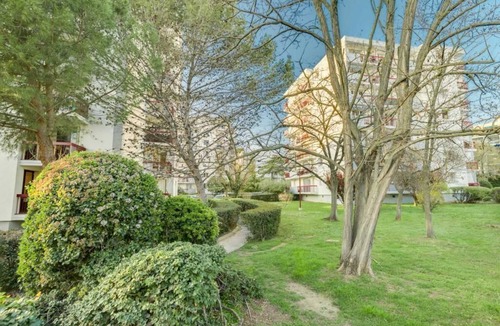Les Cevennes Apartment | Appartement en Résidence Parking Gratuit Balcon