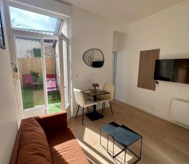 Abbeville Apartment | Appartement en rez de chaussée avec extérieur