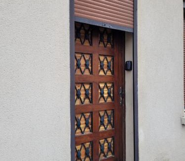 Le Plessis-Brion Apartment | Appartement entier au rez- de- chaussée