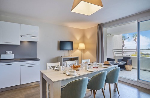 La Grande-Motte Condo | Appartement Equipé | Accès Piscine Saisonnière