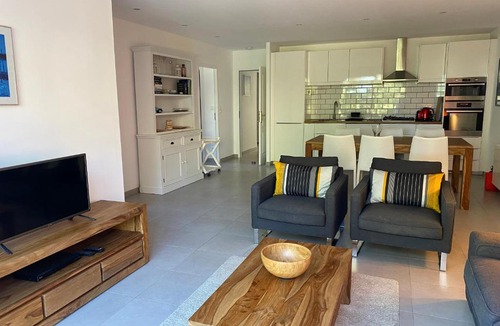 Clara Apartment | Appartement et Studio Les Glycines