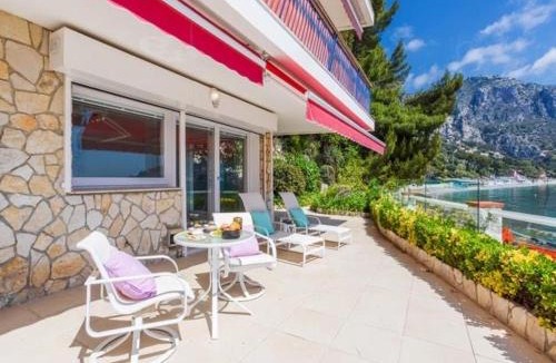 Alpes-Maritimes Apartment | Appartement exception les pieds dans l'eau