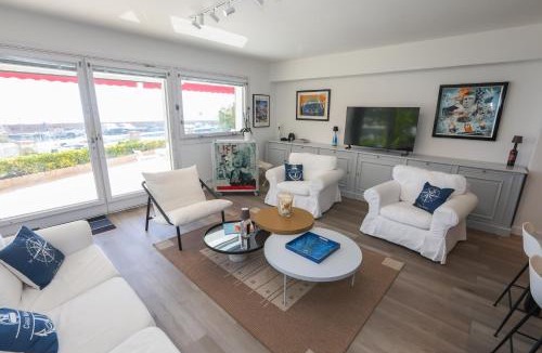 Alpes-Maritimes Apartment | Appartement exception les pieds dans l'eau