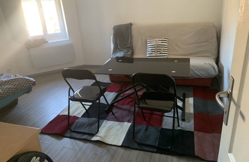 Chateaudun-Bannier Apartment | Appartement f2 Proche du Centre Ville