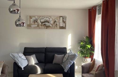 Houilles Apartment | Appartement F2 Proche Paris Accessible et Tranquille