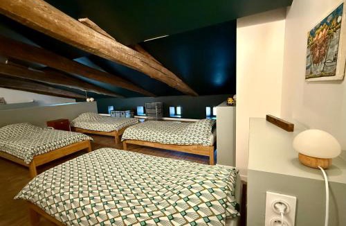 Mont-de-Marsan Apartment | Appartement familial de la Maison d'Augustin accès piscine intérieure chauffée