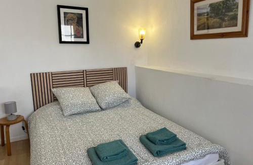 Aubeterre-sur-Dronne Apartment | Appartement Saint Jaques