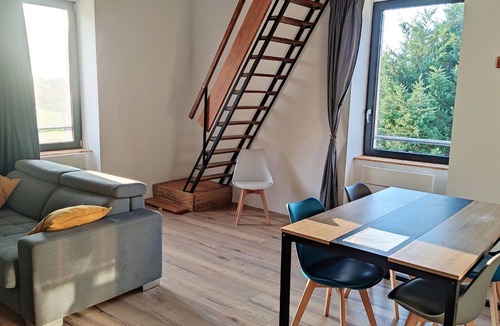 Beaupreau Apartment | Appartement Duplex Dans une Ancienne Usine