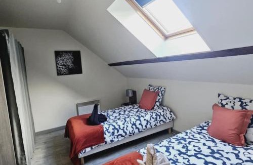 Bellegarde-du-Loiret Apartment | Appartement, deux chambres