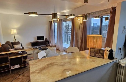 Republique–Point-du-Jour Apartment | Appartement chaleureux Belle vue Proche de Paris