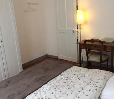 Chateauneuf-sur-Loire Apartment | Appartement 4 personnes centre ville