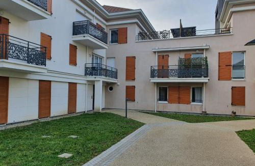 Cormeilles-en-Parisis Apartment | Appartement Cormeilles