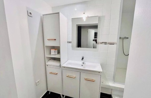 Dammartin-en-Goele Apartment | Appartement Élégant - 12min CDG
