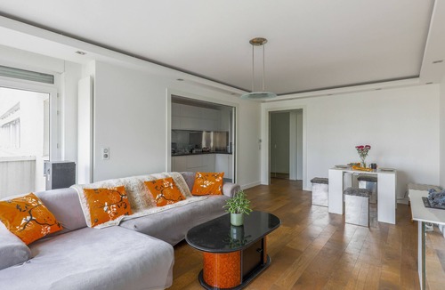 Issy-les-Moulineaux Apartment | Appartement Rodina - Welkeys
