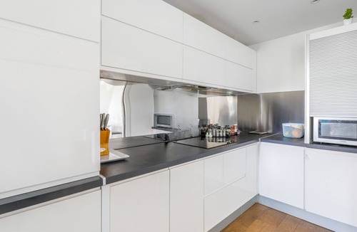 Issy-les-Moulineaux Apartment | Appartement Rodina - Welkeys