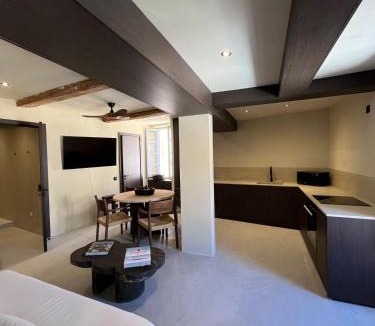 La Celle-sous-Gouzon Apartment | Appartement La Ponche