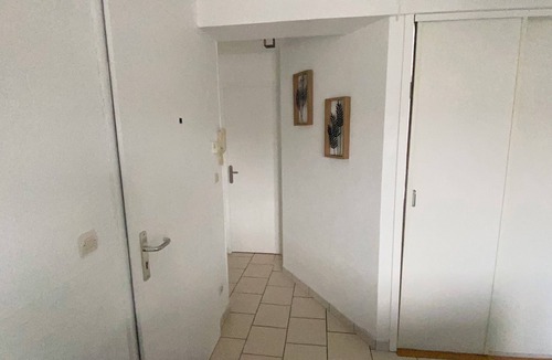 Lacroix-Saint-Ouen Apartment | Appartement F2 Hyper Centre