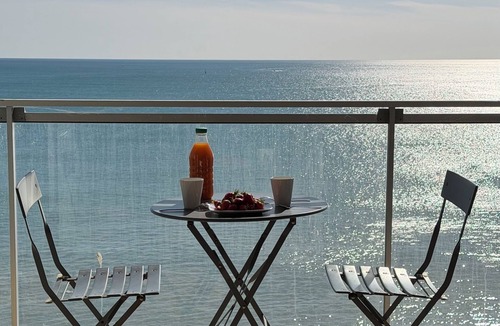 Les Sables d'Olonne Apartment | Appartement Vue Mer aux SABLES D' OLONNE - Waterfront living !