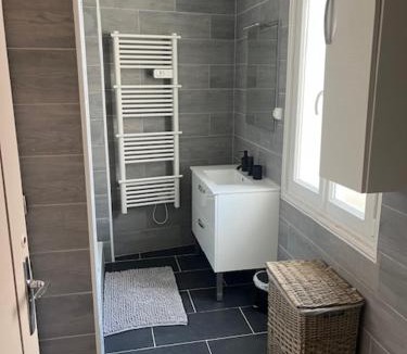 Mesnard-la-Barotiere Apartment | Appartement meublé tout équipé - Mesnard-La-Barotière