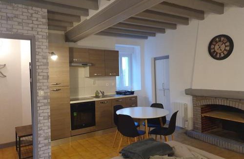 Noyen-sur-Sarthe Apartment | Appartement