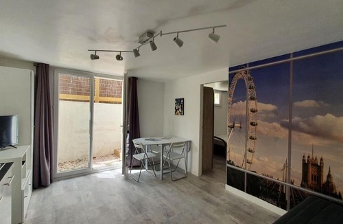 Saint-Brevin-les-Pins Apartment | Appartement T2 à 500m de la plage et du marché.