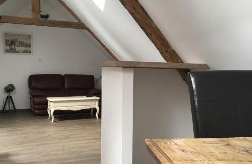 Saint-Yrieix-la-Perche Apartment | Appartement L'Arédien