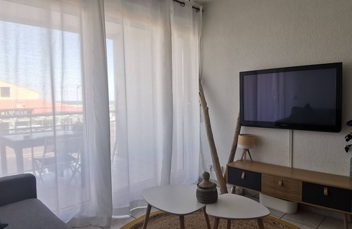Sainte-Marie-la-Mer Apartment | Appartement Bord de mer