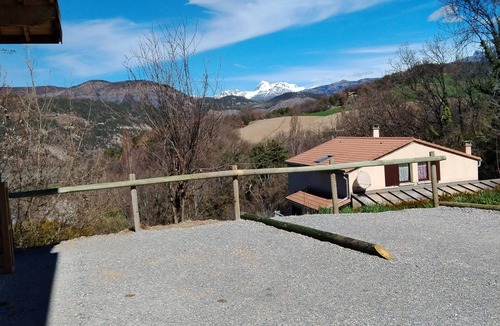 Saint-Etienne-le-Laus Apartment | Appartement T2