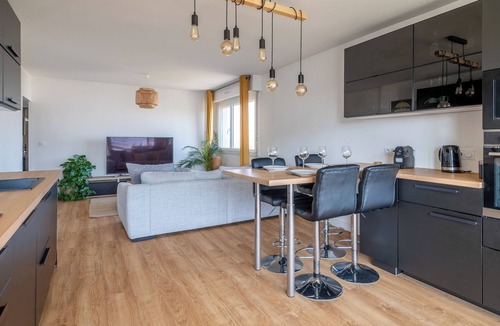 La Demi - Lune Apartment | Appartement Mi-Luna - Welkeys