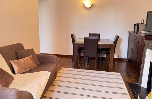 Porte-Saint-Martin Apartment | Appartement Gare de Lest